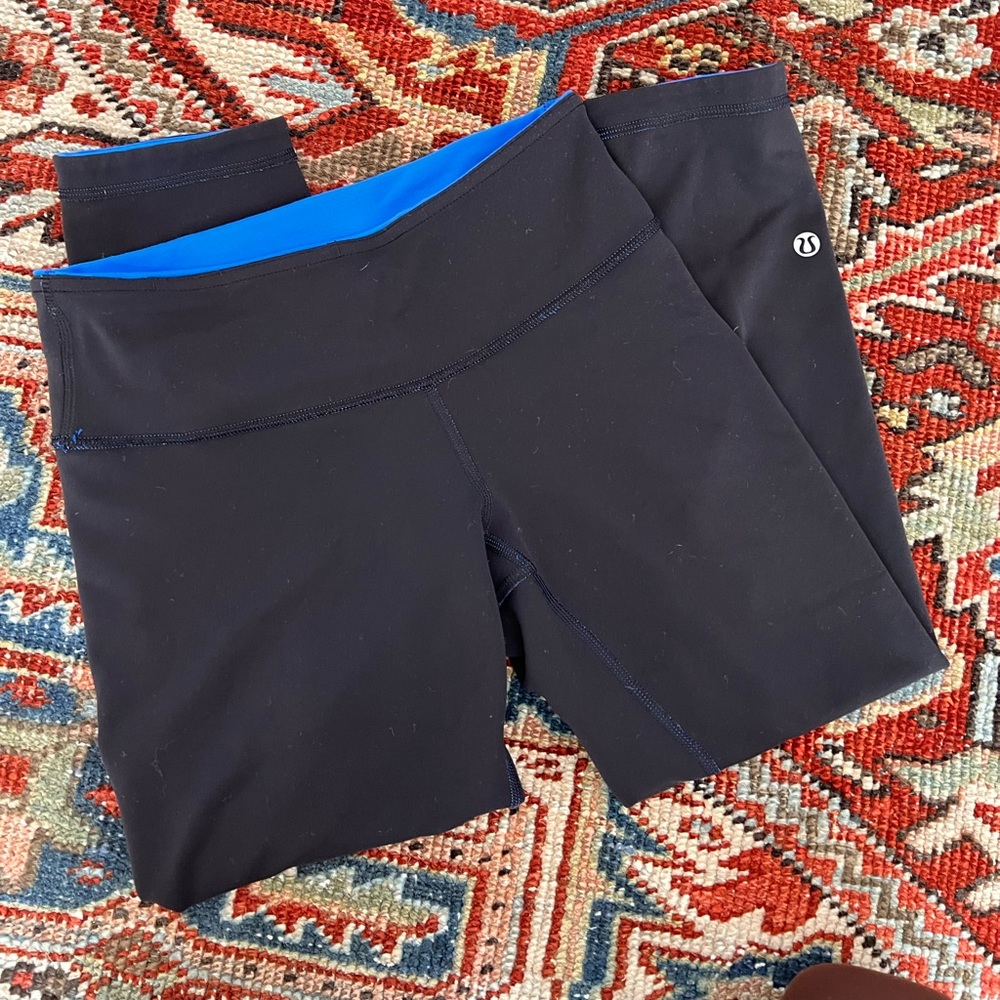 Reversible Lululemon Leggings Blue / Black size 4